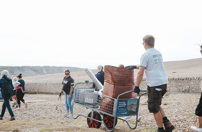 Chesil beach clean