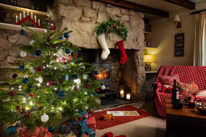 Enchanting Christmas Cottage Decorating Ideas for a Cozy Holiday