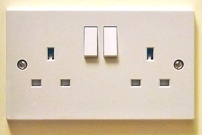 UK 13A double socket