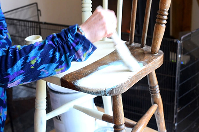 Shabby chic: Upcycling a chair