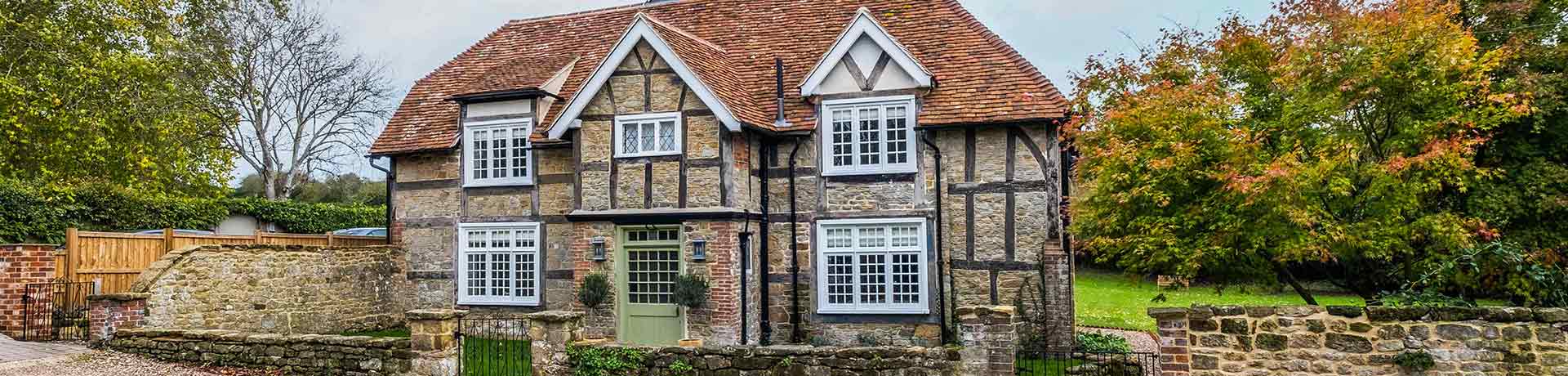 Cottages for 8 people in Sussex