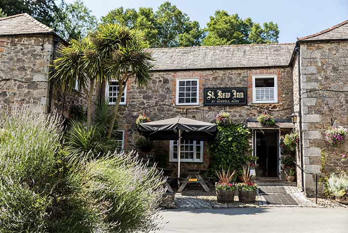 The traditional stone exterior of St Kew Inn
