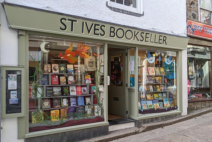 St Ives Bookseller in St Ives