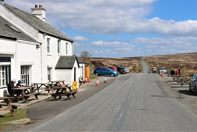 The traditional Warren House Inn in the middle of Dartmoor, surrounded by moorland