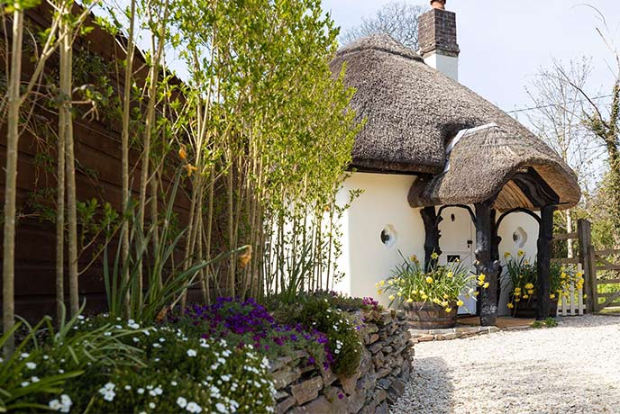 The idyllic dog-friendly thatched cottage at The Lodge in North Devon