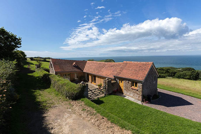 Barn conversion by the sea in Devon