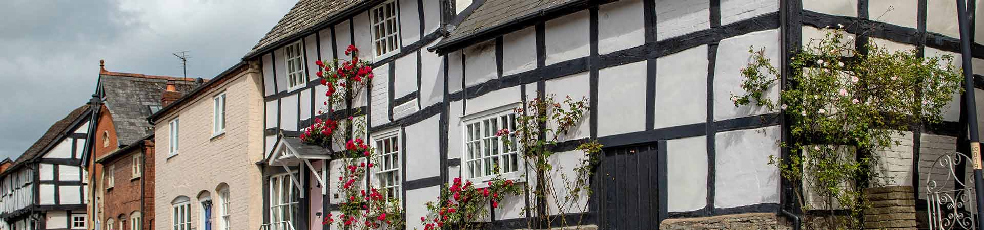 Cottages in Pembridge