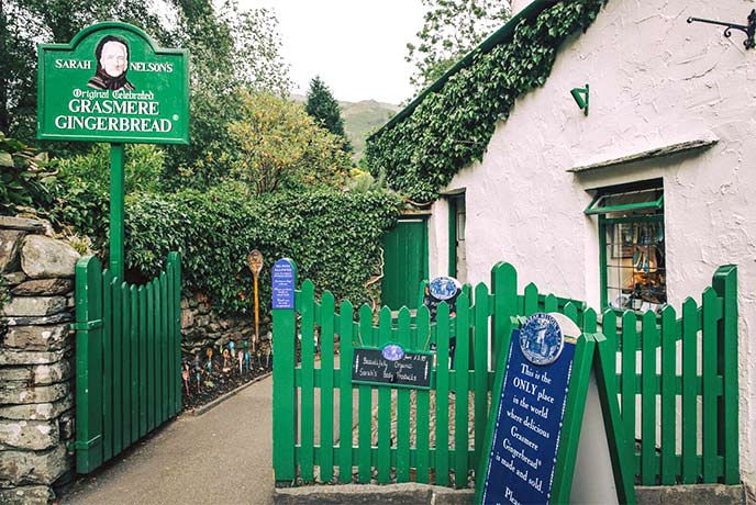 The quaint exterior of Grasmere Gingerbread in the Lake District