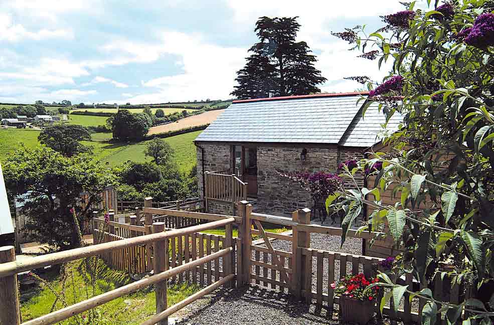 Little Oak Barn