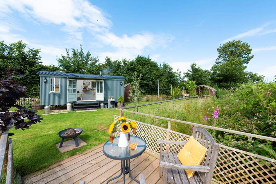 This dreamy retreat in Somerset welcomes dogs and includes your own private hot tub.