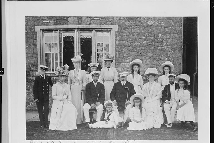 The Russian and English Royal families at Barton Manor