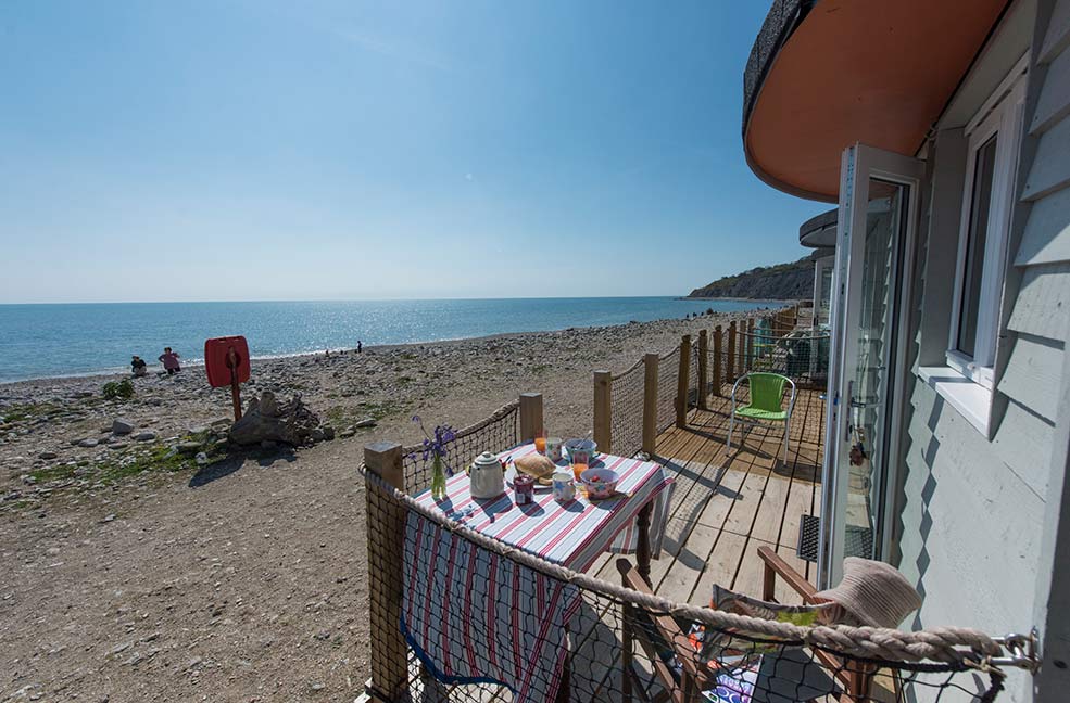 Possibly the closest to the coast path you can get, the Chalet on the Beach lets you step straight out of your door on to the sand.