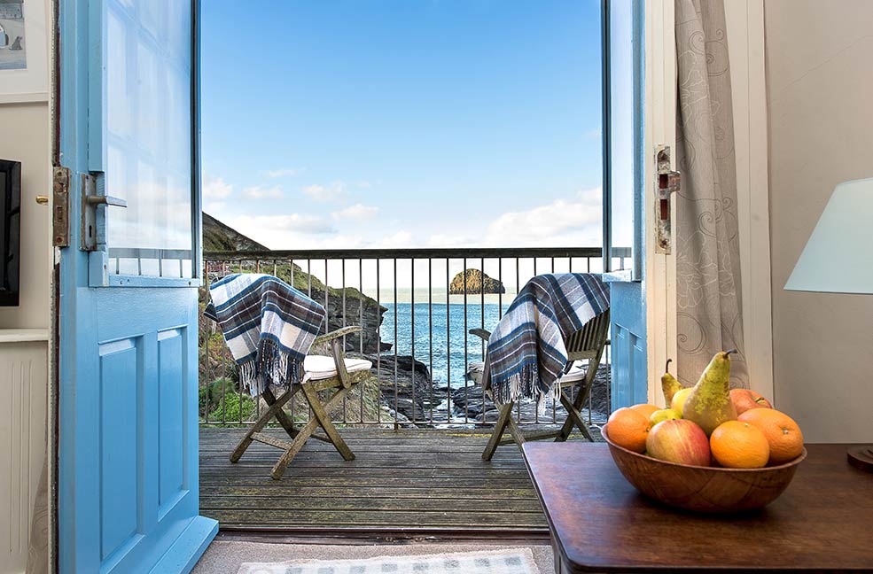 Wake up to the ocean at Praxis and then wander beside it on the South West Coast Path.