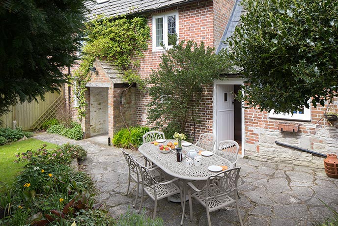 Brook Cottage is a classic chocolate box cottage.