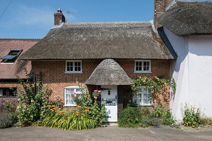 Quirky yet quintessentially English, Beehive Cottage is a lovely family holiday cottage.