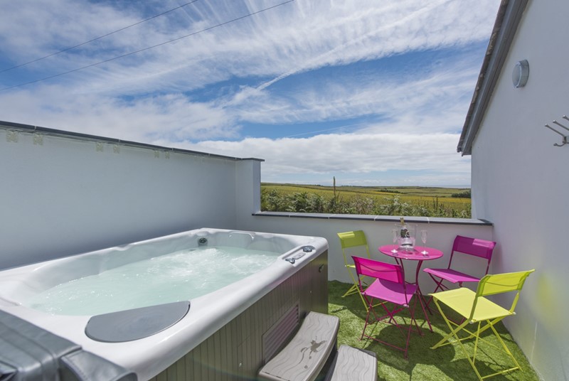 Treat yourself to a hot tub holiday to unwind this half term.