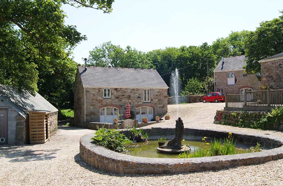 Orchard Barn Holiday in Cornwall