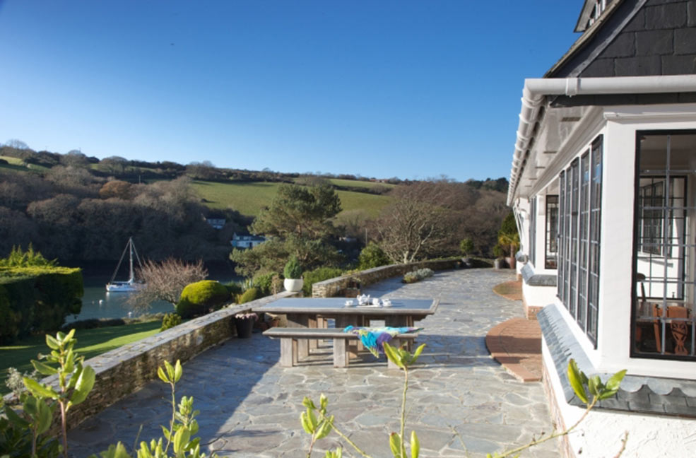 Watch the world sail by from the windows of Weatheroak on the Roseland Peninsula.