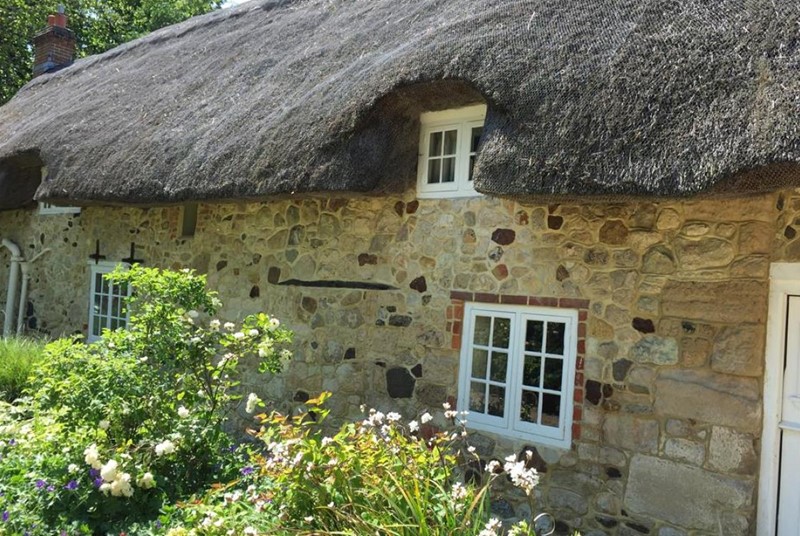 Afton Thatch is a glorious rural retreat on the Isle of Wight.