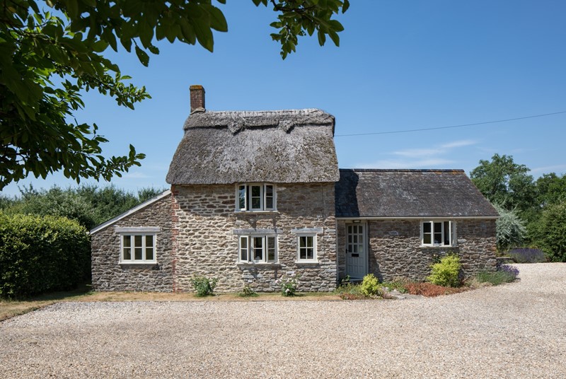 Perfect for two, Pound Farm Cottage is a pretty countryside getaway.