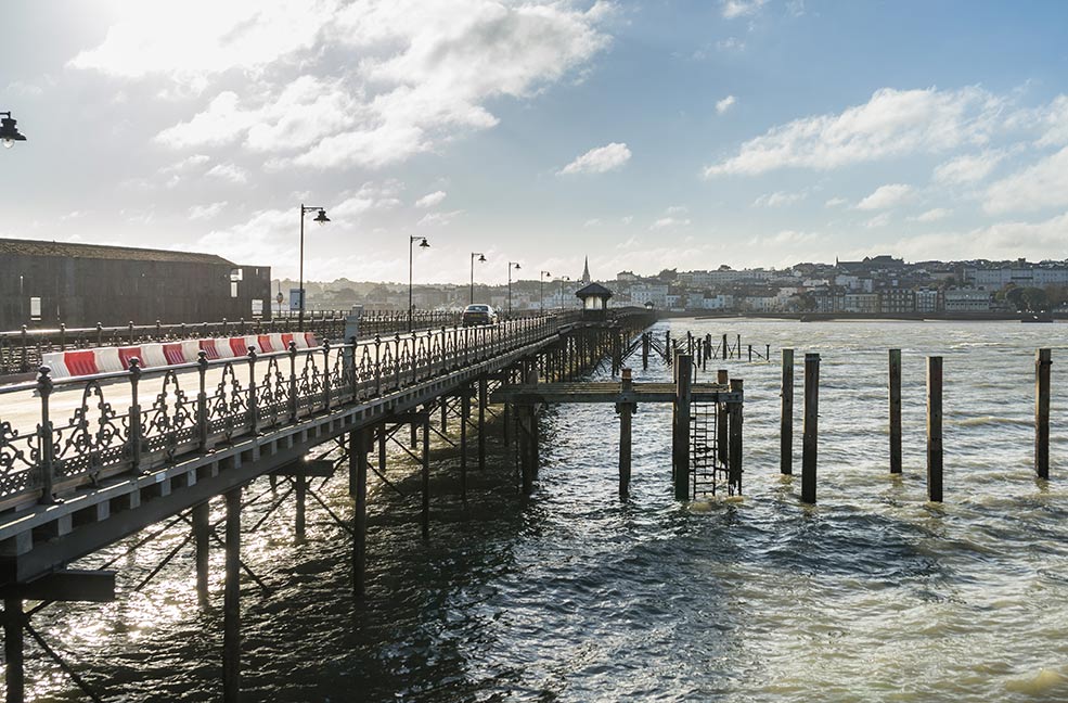 The view from the end of Ryde pier looking back towards Ryde.