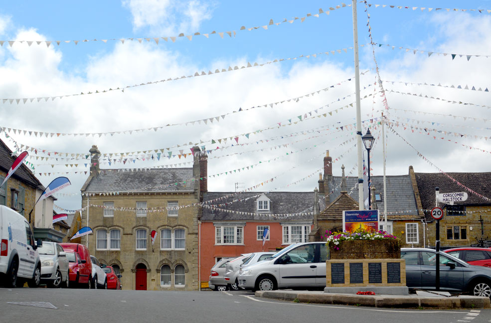 Beaminster square