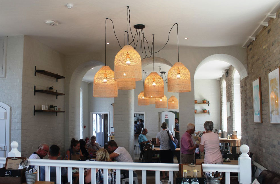 ISland Cafe interior