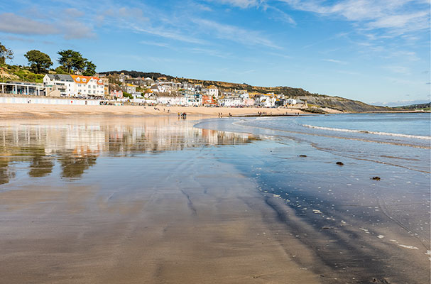 Lyme Regis beach review