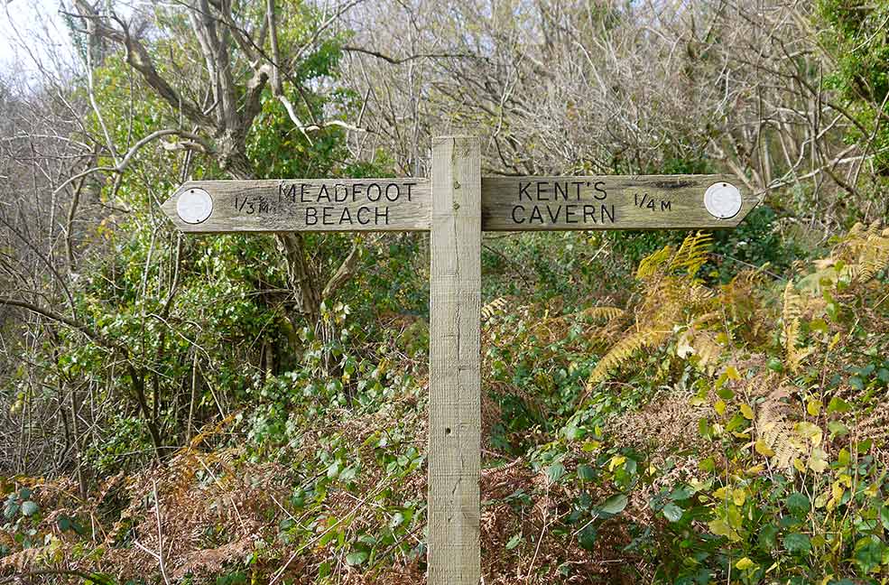 Torquay walk signpost