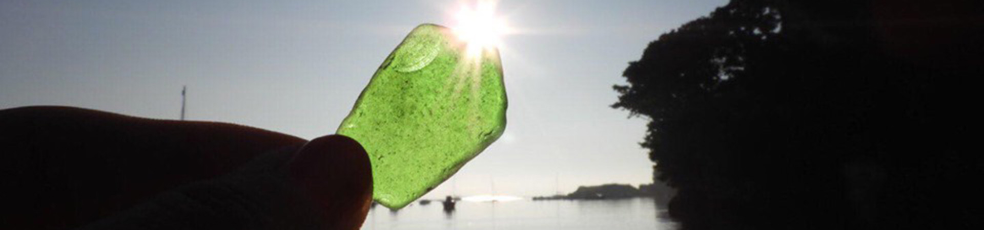 Searching for sea glass with Pebbletastic