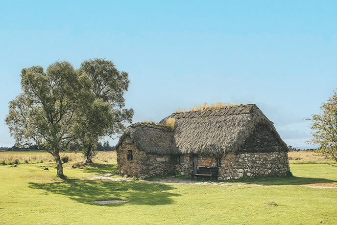 A beautiful thatched cottage in Culloden in the Scotland