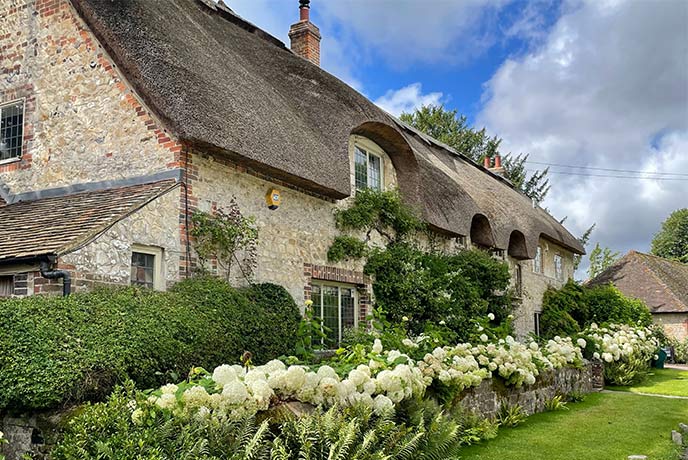 A beautiful thatched cottage in Amberley in West Sussex