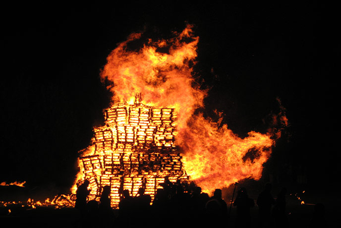 A giant bonfire at Lewes Bonfire Night