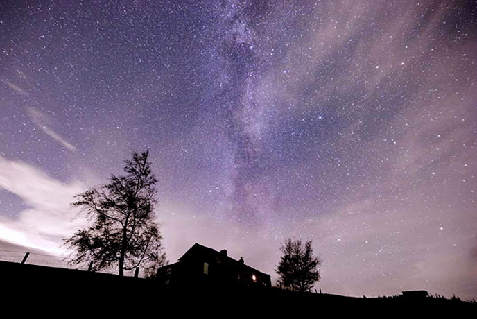 Starry skies above Nettlebed Cottage